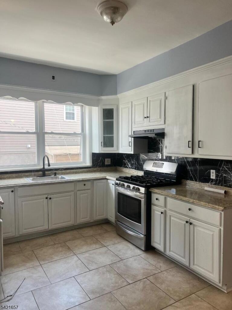 Property listing MLS 4018312 photo 1
