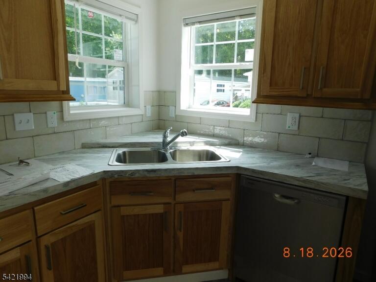 Property listing MLS 4018577 photo 11