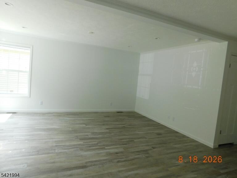 Property listing MLS 4018577 photo 4