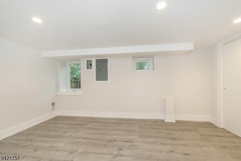 Property listing MLS 4019515 photo 14