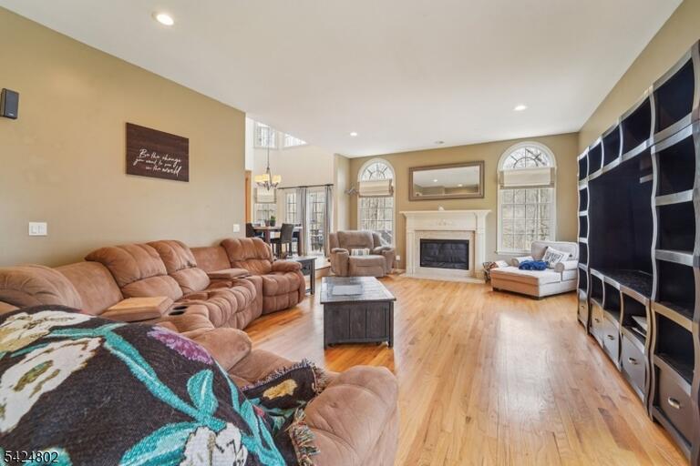 Property listing MLS 4021312 photo 10