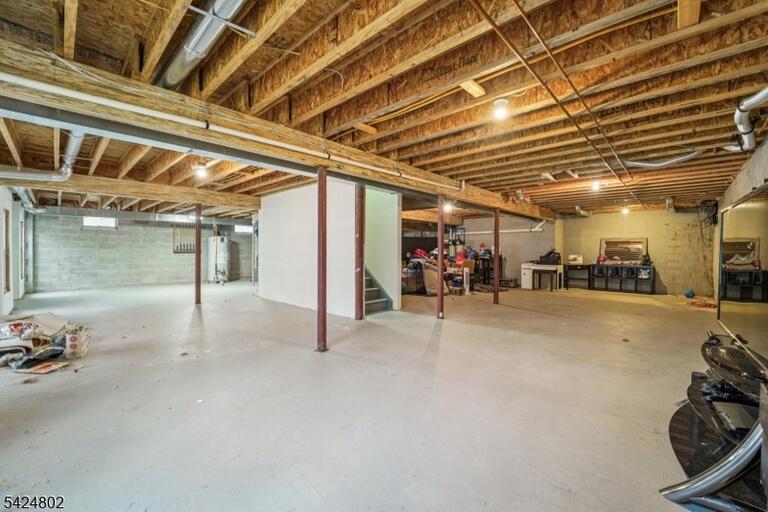 Property listing MLS 4021312 photo 43