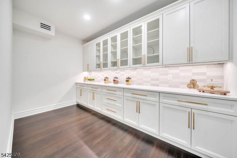 Property listing MLS 4021720 photo 16