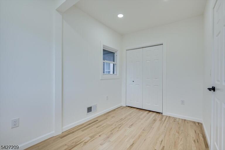 image-4023287-14.jpeg