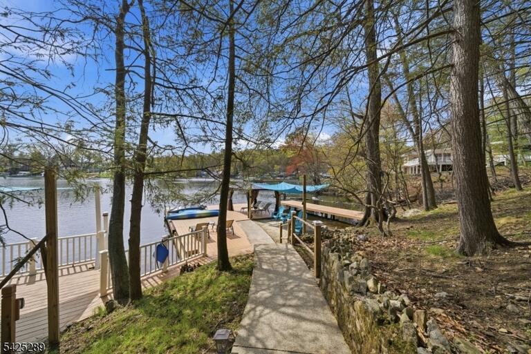 Property listing MLS 4023518 photo 30