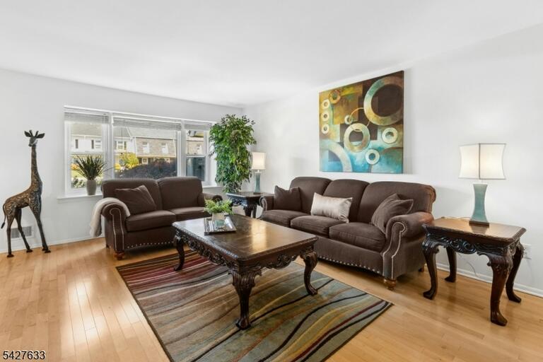 image-4024145-11.jpeg