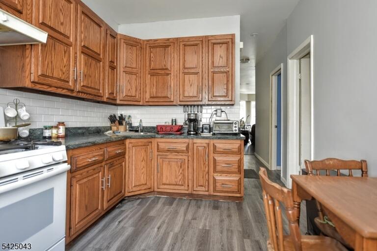 Property listing MLS 4026842 photo 16