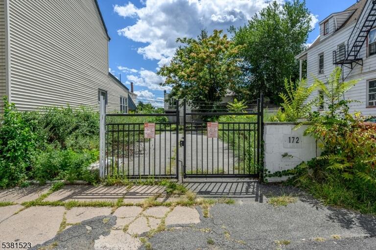 Property listing MLS 4027344 photo 33