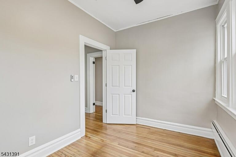 Property listing MLS 4028072 photo 14