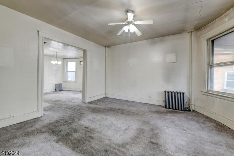 Property listing MLS 4028232 photo 27