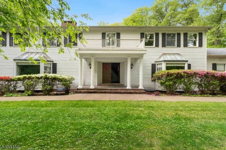 Property listing MLS 4028308 photo 1