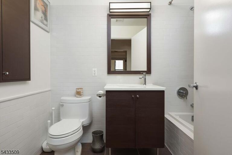 Property listing MLS 4028895 photo 15