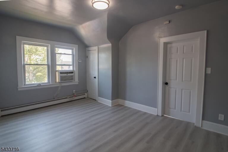 Property listing MLS 4029056 photo 3