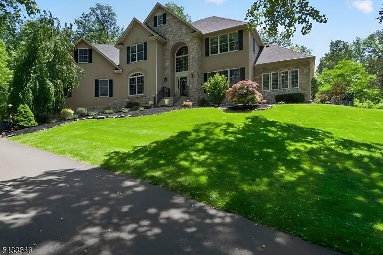 Property listing MLS 4029126 photo 2