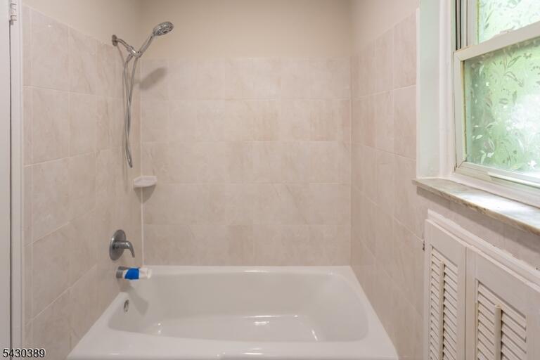 Property listing MLS 4030879 photo 24