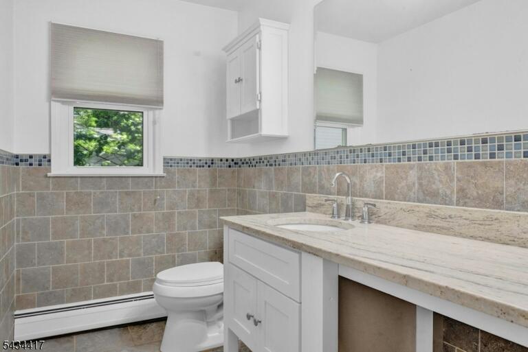 Property listing MLS 4031882 photo 18