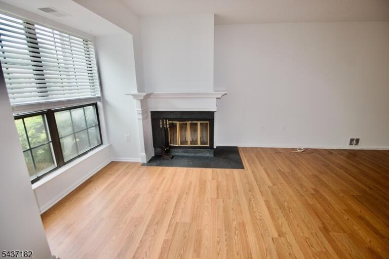 Property listing MLS 4032173 photo 9