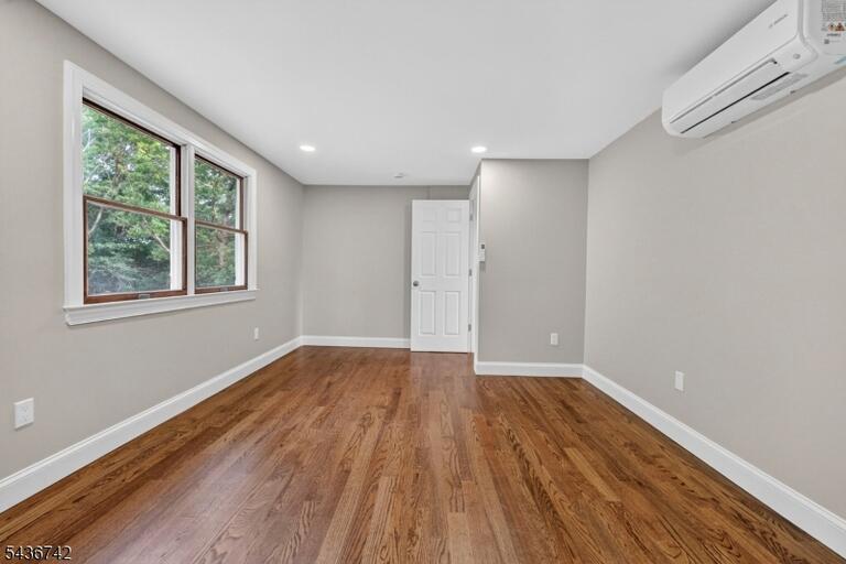 Property listing MLS 4032175 photo 31