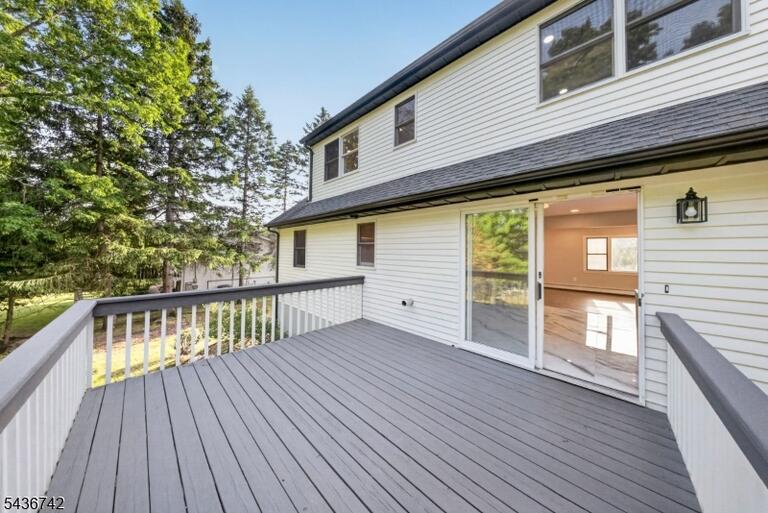Property listing MLS 4032175 photo 5
