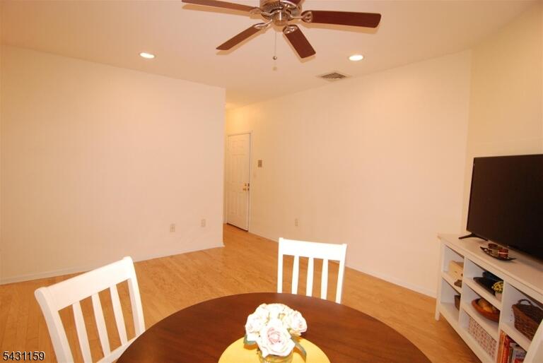 Property listing MLS 4032228 photo 6