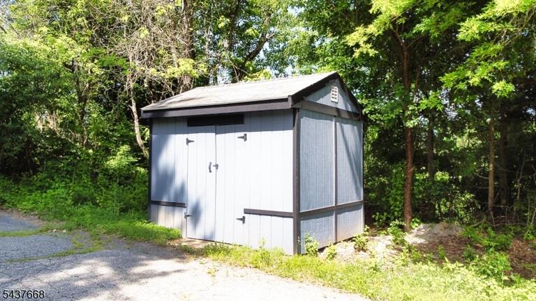 Property listing MLS 4032624 photo 13