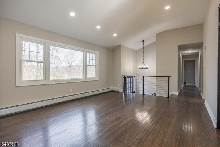 Property listing MLS 4032624 photo 15