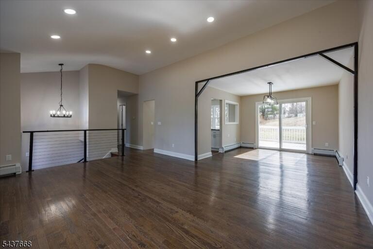 Property listing MLS 4032624 photo 17