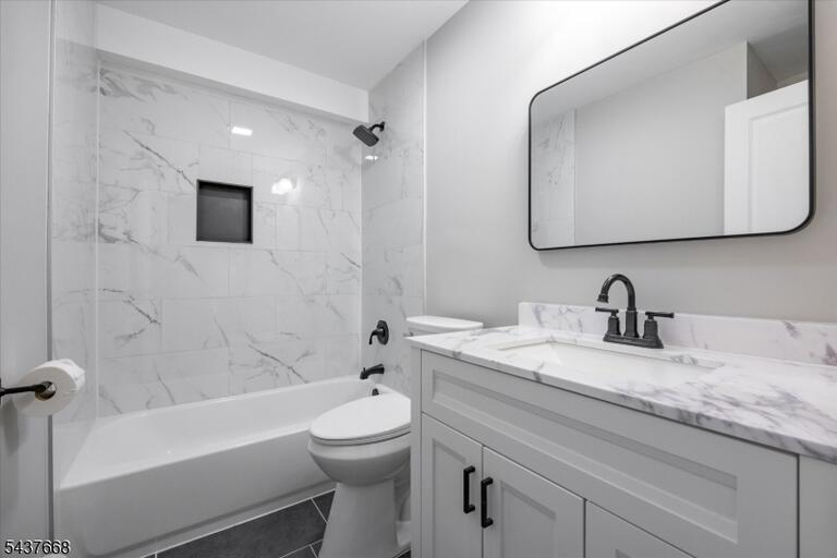 Property listing MLS 4032624 photo 26