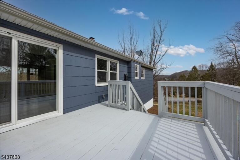 Property listing MLS 4032624 photo 34