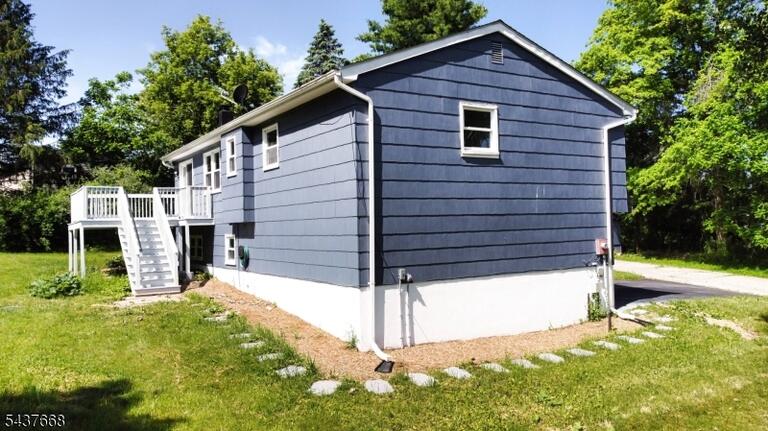 Property listing MLS 4032624 photo 9