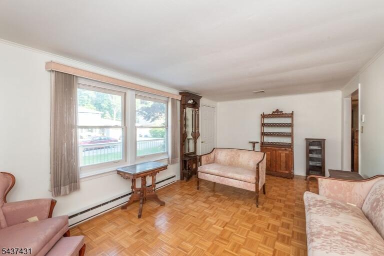 Property listing MLS 4032659 photo 7
