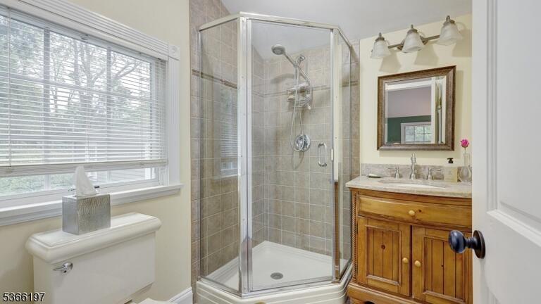 Property listing MLS 4032709 photo 29