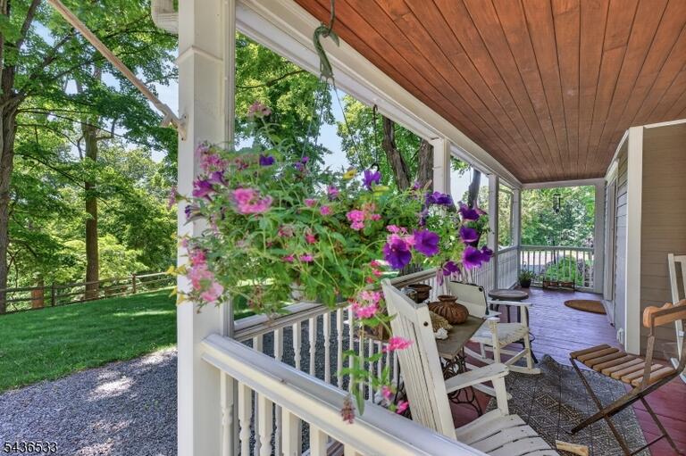 Property listing MLS 4032709 photo 33