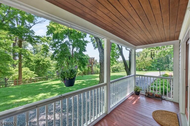 Property listing MLS 4032709 photo 34