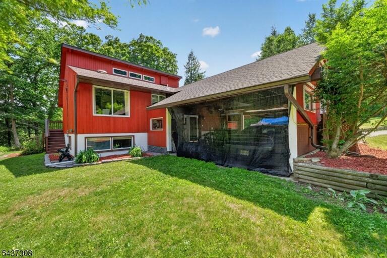 Property listing MLS 4032801 photo 32