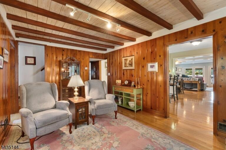 Property listing MLS 4033016 photo 11
