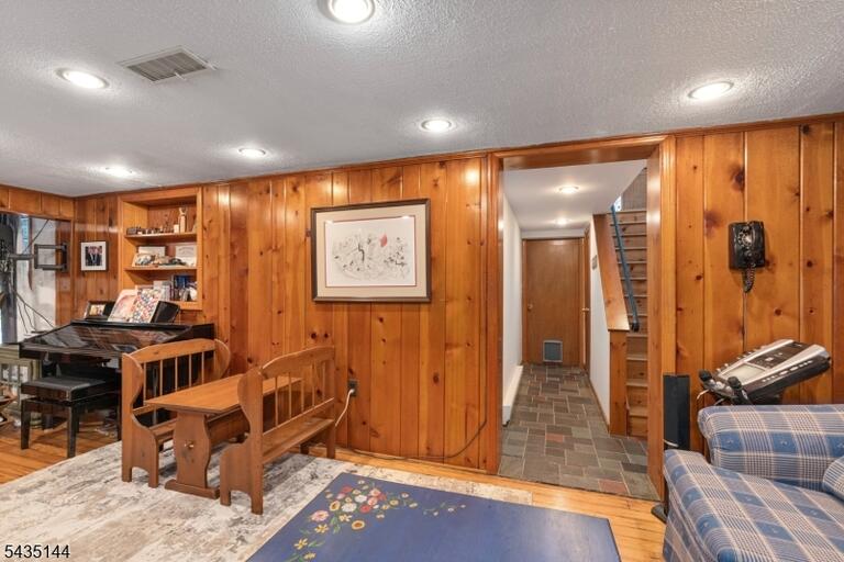 Property listing MLS 4033016 photo 33