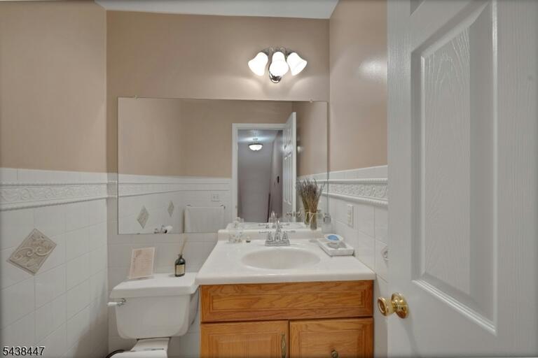 Property listing MLS 4033763 photo 11