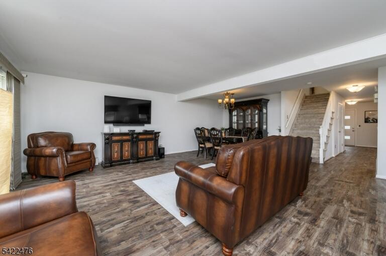 Property listing MLS 4033989 photo 12