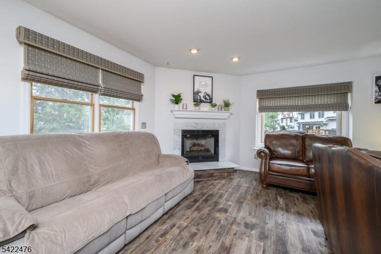 Property listing MLS 4033989 photo 14