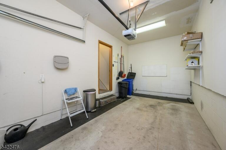 Property listing MLS 4033989 photo 32