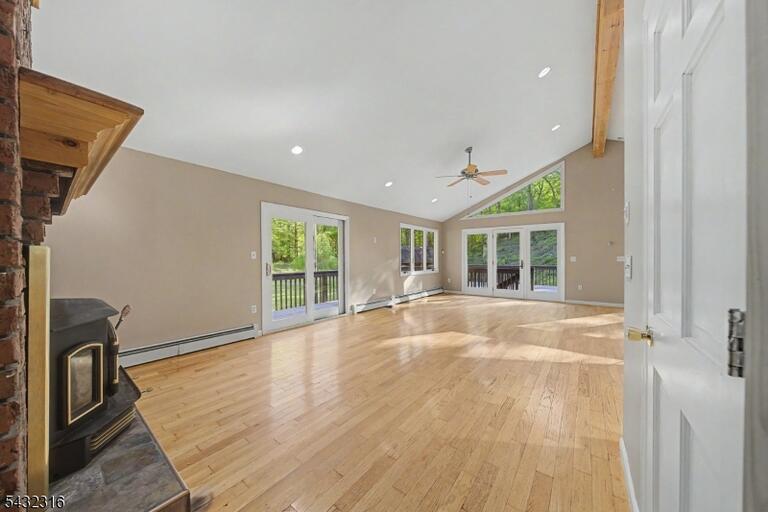 Property listing MLS 4033995 photo 11