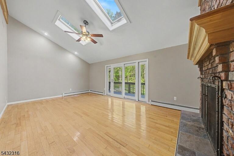 Property listing MLS 4033995 photo 19
