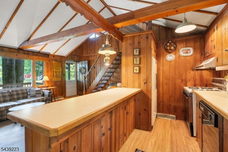 Property listing MLS 4034107 photo 12