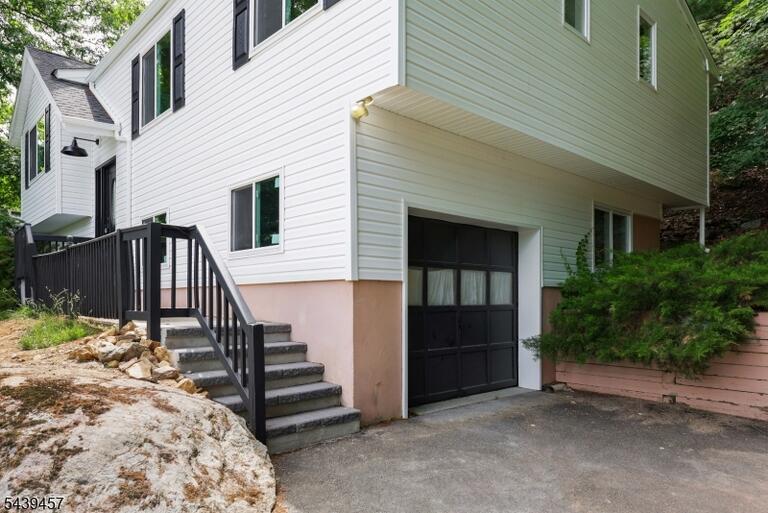 Property listing MLS 4034333 photo 9