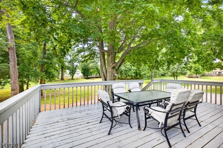 Property listing MLS 4034503 photo 23