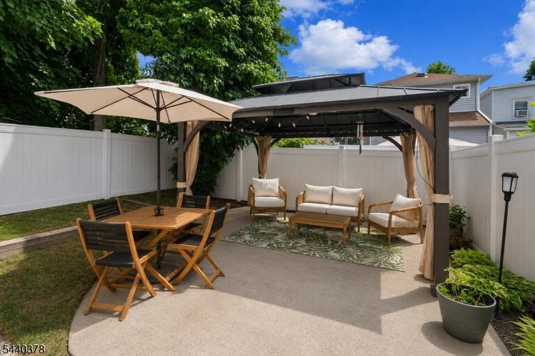 Property listing MLS 4034951 photo 26
