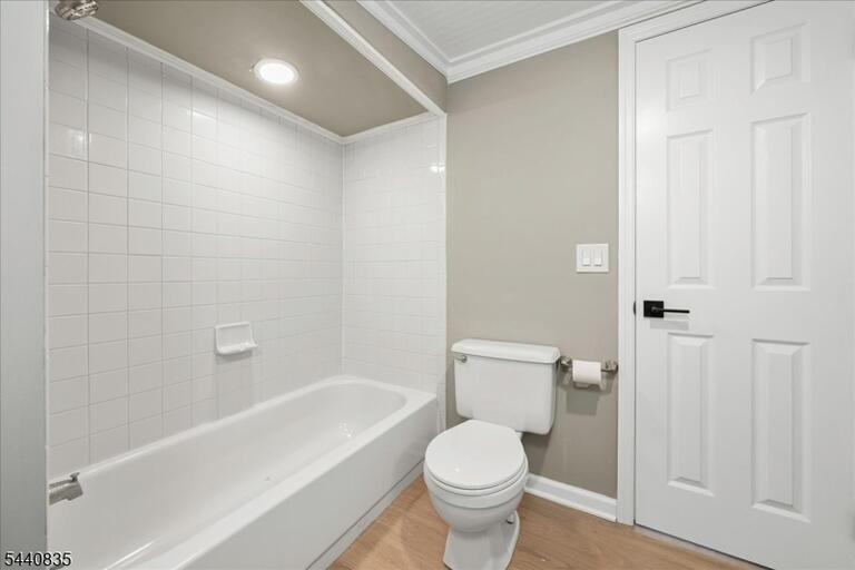 Property listing MLS 4035362 photo 15
