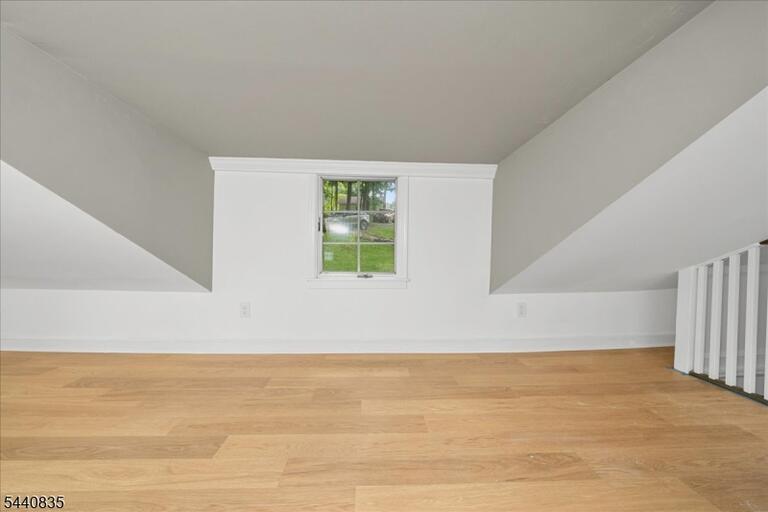 Property listing MLS 4035362 photo 18