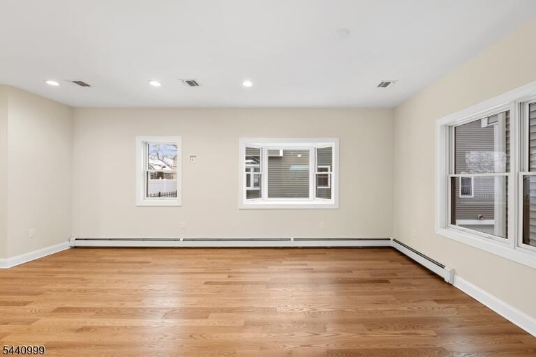 Property listing MLS 4035801 photo 10